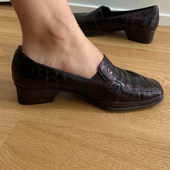 Crocodile leather vintage loafers - Picture 3 of 7